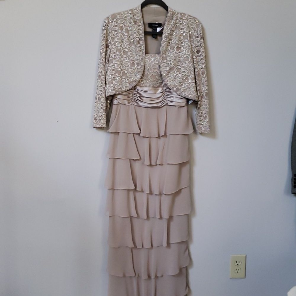R&M Richards 2 pc Dress 10 Satin Lace Jeweled Bolero Chiffon Ruffled Tiers Fancy